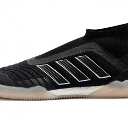 Kopačky Adidas Predator Tango 18+ IC Bezcenný Černá