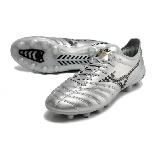 Kopačky Mizuno Morelia Neo Iii Pro AG Low-Top Sliver Černá 