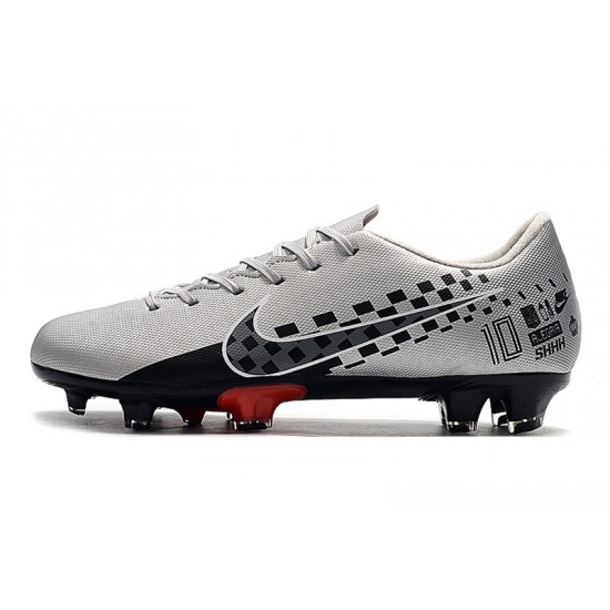 Kopačky Nike Mercurial Vapor XIII FG Stříbrný