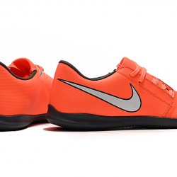 Kopačky Nike Phantom VNM Club IC oranžový Stříbrný