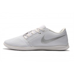 Kopačky Nike Phantom VNM Club IC Bílý