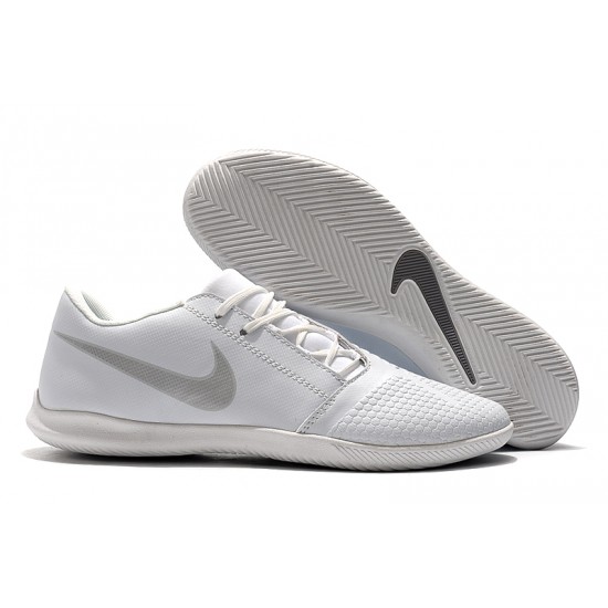 Kopačky Nike Phantom VNM Club IC Bílý