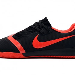 Kopačky Nike Phantom VNM Pro-IC Černá Červené