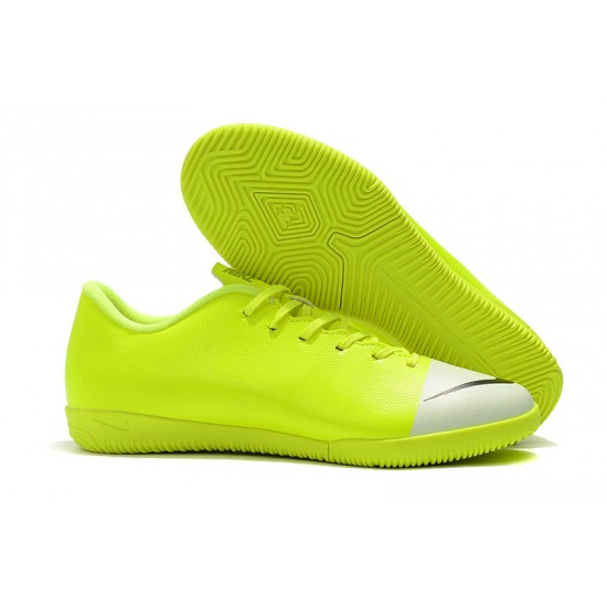 Kopačky Nike Vaporx 12CLUB IC Neon Zelená Bílý