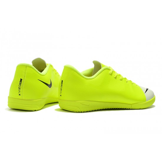 Kopačky Nike Vaporx 12CLUB IC Neon Zelená Bílý