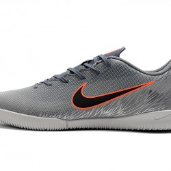 Kopačky Nike Vaporx 12CLUB IC Šedá