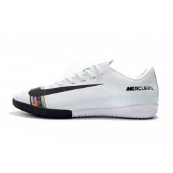 Kopačky Nike Vaporx 12CLUB IC Bílý