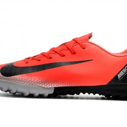 Kopačky Nike Vaporx 12CLUB TF Červené Stříbrný Černá