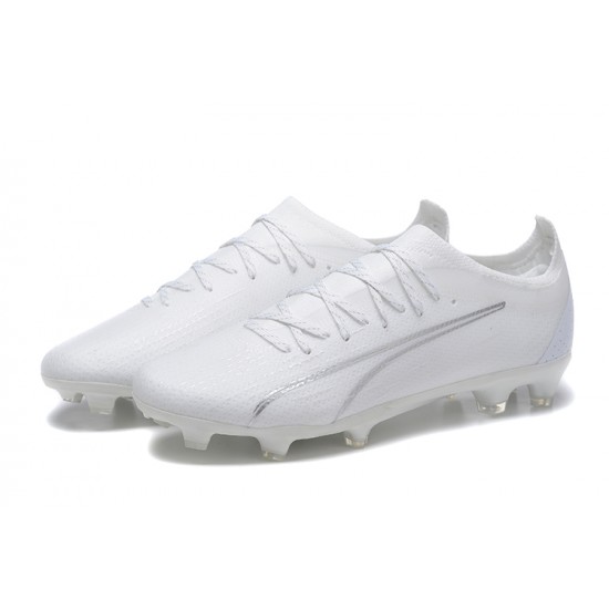 Kopačky Puma Ultra Ultimate FG Low-Top Bílý